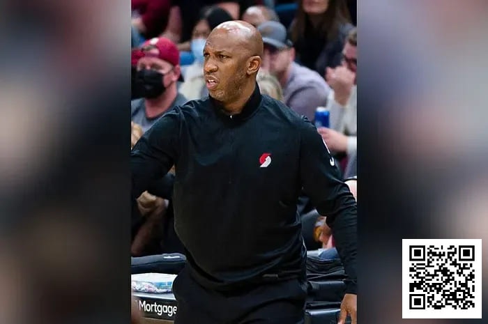 【APL扑克】从场边到法庭：开拓者主帅比卢普斯涉巨额作弊案，拒不认罪