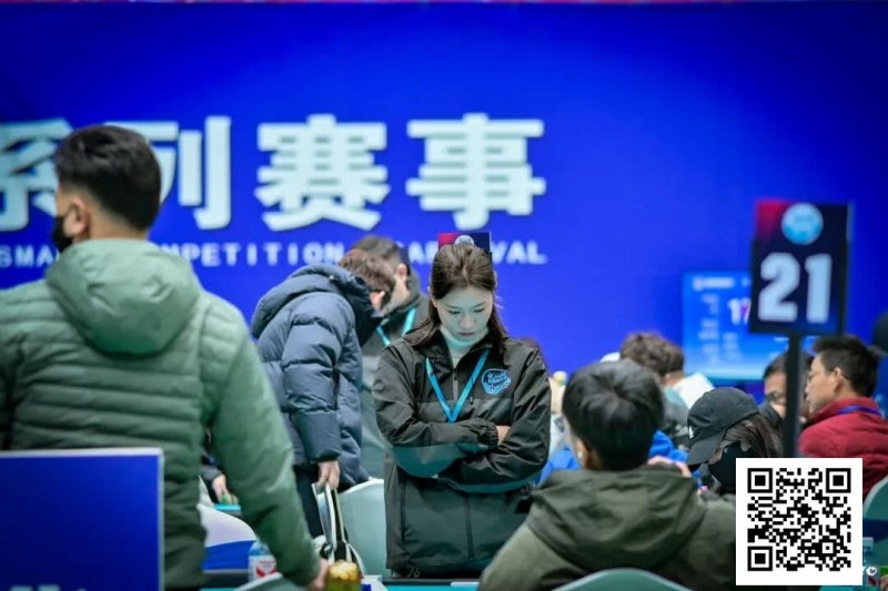 【APL扑克】泡沫同步一小时，AA遇天顺撞开55人奖励圈大门！张杰284万领衔11人开启明日大决战！