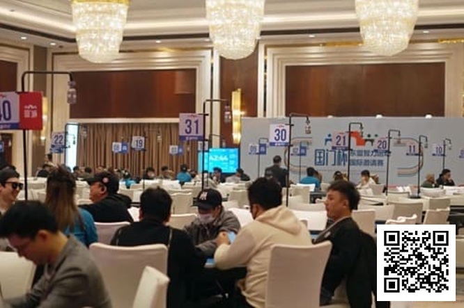 【APL扑克】国门杯｜海港边城掀起新浪潮！主赛A组争斗战鼓敲响共吸引114人次选手参赛余14人晋级第二轮！女神挑战赛明日靓丽登场！