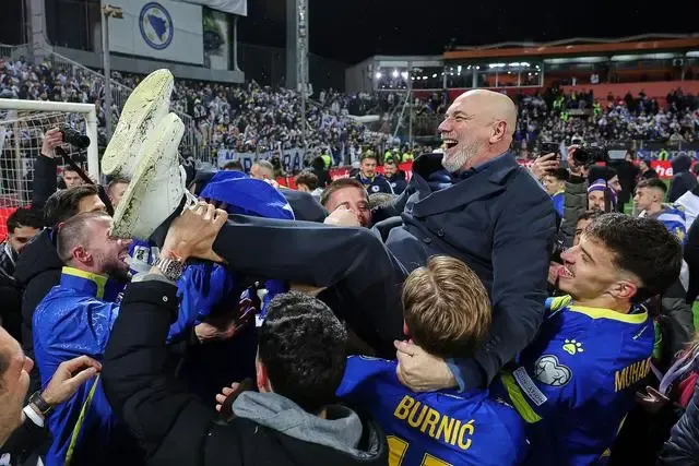 【APL扑克】从扑克桌到波黑重返世界杯的功勋主帅：谢尔盖·巴巴雷茨的非典型主帅之路