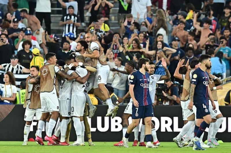 【APL扑克】南美解放者杯vs欧洲足球：狂野激情与战术理性的碰撞