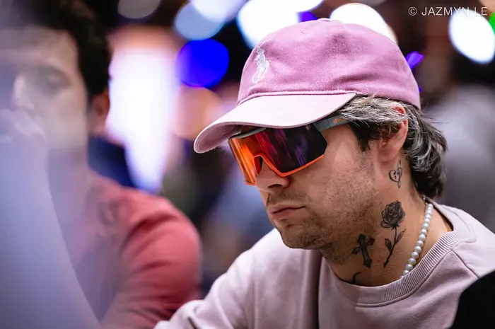 【APL扑克】离谱!读牌百分百正确却直接出局,WSOP主赛事这手英雄跟注看懵全场
