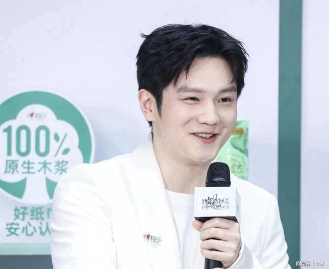 【APL扑克】樊振东发文怒斥偷拍：以爱为名，也不能侵犯隐私