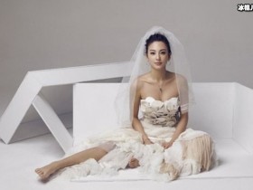 【APL扑克】张雨绮女团造型惊艳亮相,却与Jennie撞衫究竟谁更胜一筹?