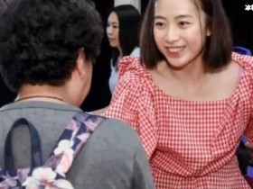 【APL扑克】豪门阔太黑白照想是素颜出镜,何超盈太瘦都不像自己