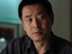 【APL扑克】濮存昕67岁近照曝光,镜头拉近后网友忍不住大呼不敢相信