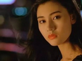 【APL扑克】李嘉欣晒家庭幸福照,丈夫和儿子甜蜜互动一家人生活惬意