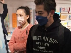 【APL扑克】郭富城举办公益演唱,一家三口合体亮相大女儿身高快到妈妈腰