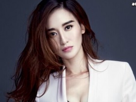【APL扑克】张萌拿假蛇吓唬周震南,谁注意杨颖做了啥真的是太敢了