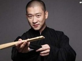 【APL扑克】他连续登上6次春晚,却发生了三次失误网友:一点儿都没有察觉