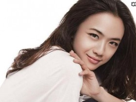 【APL扑克】汤洛雯发布自拍照,肌肤白皙完全不像33岁的人五官酷似汤镇宗