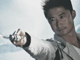 【APL扑克】肌肉男也发福,吴京怎么胖成这样了战狼变胖狼