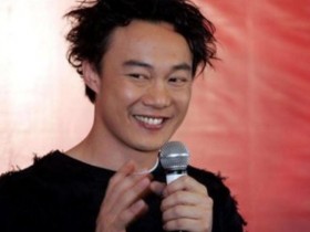 【APL扑克】合体白衣天使云演唱会,两天天王演唱获好评袁娅维却被骂