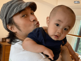 【APL扑克】古巨基当爸后晒近照,忙于带娃一脸胡子拉碴,略显沧桑