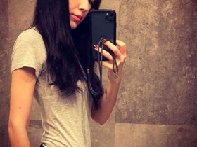 【APL扑克】许玮甯晒出美照,颜值在线,却瘦到前胸贴后背的程度