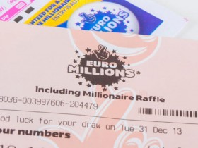 【APL扑克】欧洲百万彩票大奖得主匿名领奖,背后故事曝光